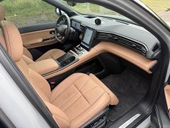 NIO ES8 2020 580KM Seven-Seater - ფოტო 12