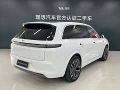 Li Auto L8 Ultra Smart Refresh Edition - ფოტო 6