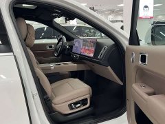 Li Auto L8 Ultra Smart Refresh Edition - ფოტო 9