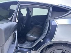Tesla Model Y Rear-Wheel Drive - ფოტო 13