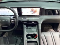 SAIC MG D7 DMH 125km World Champion Excellence Edition - ფოტო 16