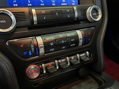 Ford Mustang 2021 2.3T EcoBoost - ფოტო 9