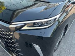 Lexus LM 2023 500h Four-Seat Royal Edition - ფოტო 14