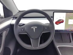 Tesla Model Y Long Range All-Wheel Drive 3D7 - ფოტო 11