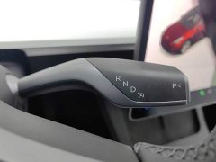 Tesla Model Y Long Range All-Wheel Drive 3D7 - ფოტო 13
