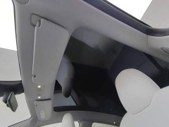 Tesla Model Y Long Range All-Wheel Drive 3D7 - ფოტო 14