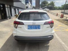 Honda Vezel 2020 1.5L CVT Luxury - ფოტო 9