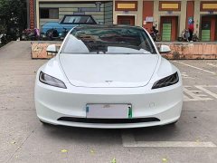 Tesla Model 3 Rear-Wheel Drive - ფოტო 2