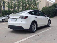 Tesla Model Y Facelift Rear-Wheel Drive - ფოტო 13