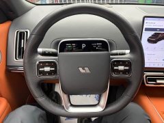 Li Auto L9 Pro - ფოტო 8