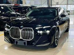 BMW 7 Series 2023 735Li M Sport Package - ფოტო 1