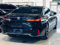 BMW 7 Series 2023 735Li M Sport Package - ფოტო 9