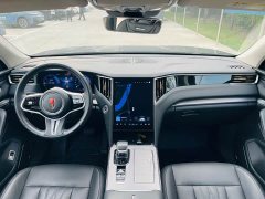FAW Red Flag HS7 PHEV 2.0T PHEV AWD Flagship Comfort 6-Seater - ფოტო 11