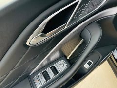 FAW Red Flag HS7 PHEV 2.0T PHEV AWD Flagship Comfort 6-Seater - ფოტო 8