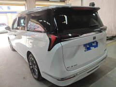 Buick GL8 Luxe Smart Comfort Edition - ფოტო 6