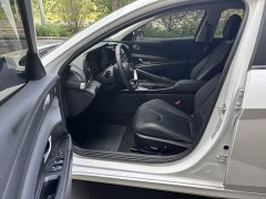 Hyundai Elantra 1.5L CVT Luxury - ფოტო 5