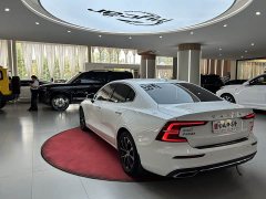 Volvo S60 2022 B4 Smart Luxury Edition - ფოტო 7