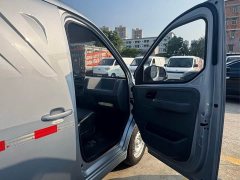 Wuling Yangguang 2024 300km Comfort Passenger Van 60kW - ფოტო 7
