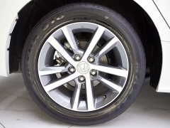 Honda Civic 2022 180TURBO CVT Premium Edition - ფოტო 18