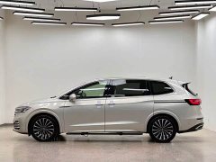 Volkswagen Viloran 2020 380TSI Flagship - ფოტო 12