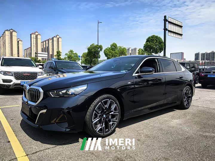 BMW 5 Series 530Li Luxury M Sport Package