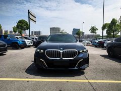 BMW 5 Series 530Li Luxury M Sport Package - фото 2
