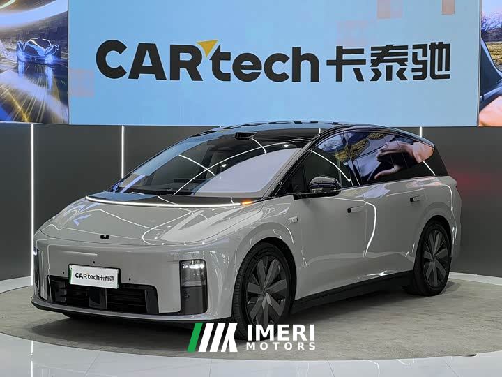 Li Auto i8 Standard Edition