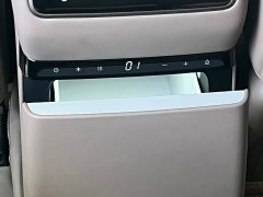Li Auto i8 Standard Edition - ფოტო 16