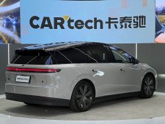 Li Auto i8 Standard Edition - ფოტო 18