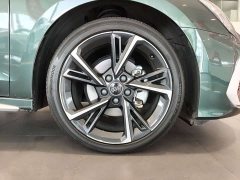 Audi A3 Facelift Sportback 35 TFSI Fashion Sport - ფოტო 16
