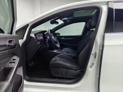 Volkswagen Golf 2023 280TSI DSG R-Line Lite - ფოტო 16