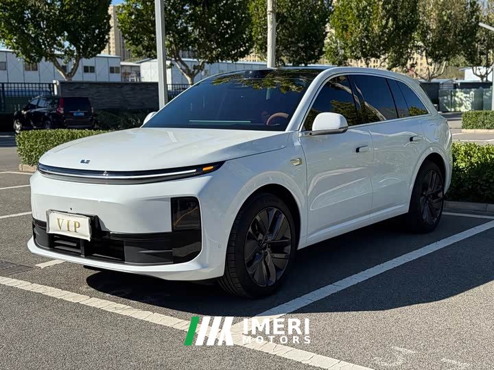 Li Auto L6 Max - ავტომობილი ჩინეთიდან