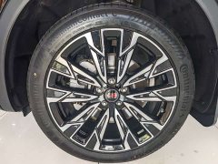 FAW Red Flag HS5 2.0T AWD Flagship Pro Edition - ფოტო 13