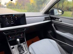 Volkswagen Lavida Facelift 1.5L Automatic Five Million Edition - ფოტო 14