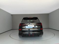 BMW X5 xDrive 30Li M Sport Luxury Night Edition Package - ფოტო 6