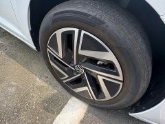 Volkswagen Sagitar 300TSI DSG Flying Edition - ფოტო 6