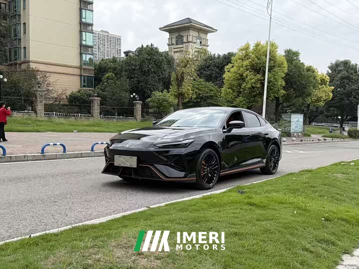 Changan UNI-V Third Generation 2.0T Dynamic Engine Edition - ავტომობილი ჩინეთიდან