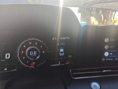 Hyundai Elantra 1.5L CVT Luxury - ფოტო 13