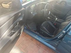 Hyundai Elantra 1.5L CVT Luxury - ფოტო 17