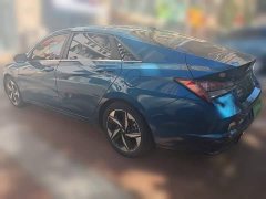 Hyundai Elantra 1.5L CVT Luxury - ფოტო 4