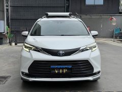 Toyota Sienna 2021 2.5L Hybrid Comfort Edition - ფოტო 2