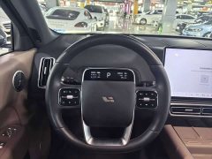 Li Auto L8 Ultra Smart Refresh Edition - ფოტო 4