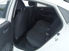 Hyundai Yuena 2020 1.4L Manual GLS Cool Edition - ფოტო 11