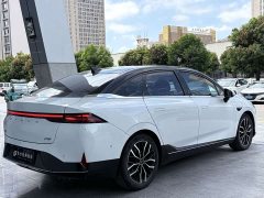 XPeng P5 460E - ფოტო 9