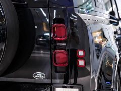 Land Rover Defender 110 3.0T P400 X-DYNAMIC HSE - ფოტო 16
