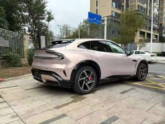 Xiaomi YU7 Four-Wheel Drive Max Edition - ფოტო 7