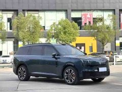 Lynk & Co Geely Lynk & Co 900 2.0T Ultra 6-Seater - ფოტო 3