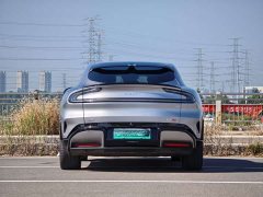 Xiaomi YU7 Four-Wheel Drive Max Edition - ფოტო 8