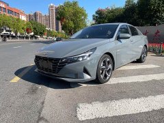 Hyundai Elantra 1.5L CVT Luxury - ფოტო 1
