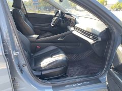 Hyundai Elantra 1.5L CVT Luxury - ფოტო 11